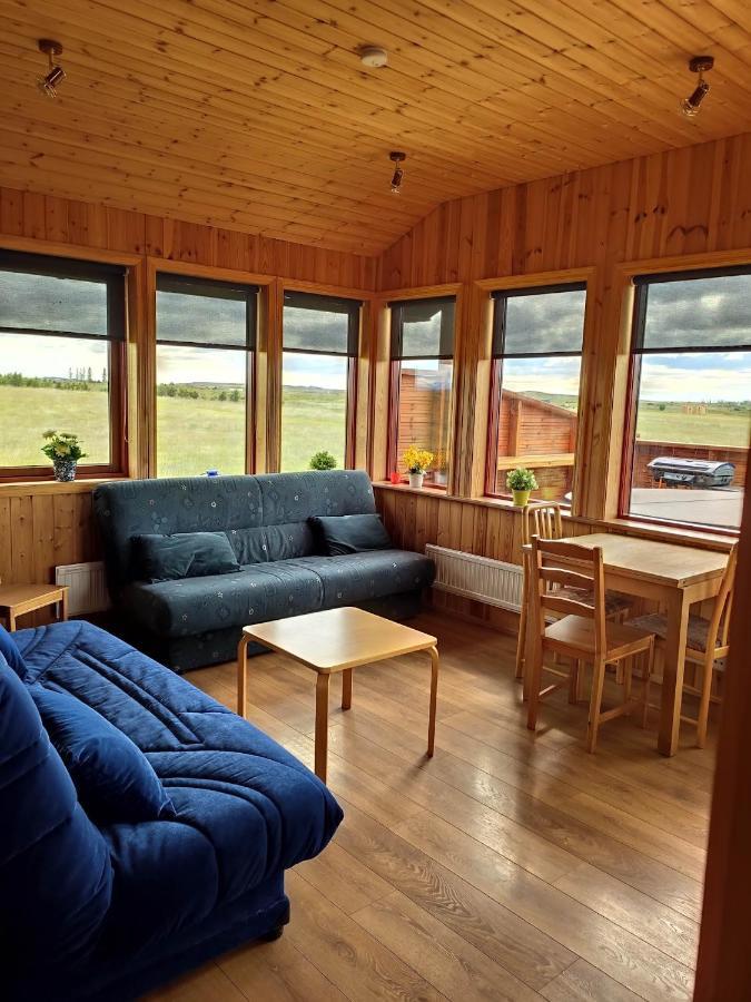Cat Lovers Only! Bright And Peaceful With Views & Hot Tub Holiday home *